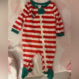 Pat Pat Family red and white button down striped pajamas cozy fleece NWT
